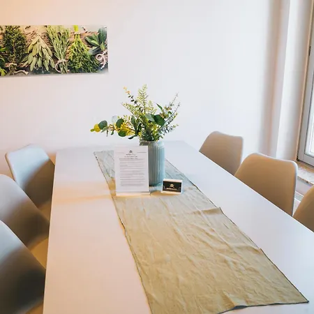 Apartment Rr - New - Beautiful 80qm - Lift - Wifi *